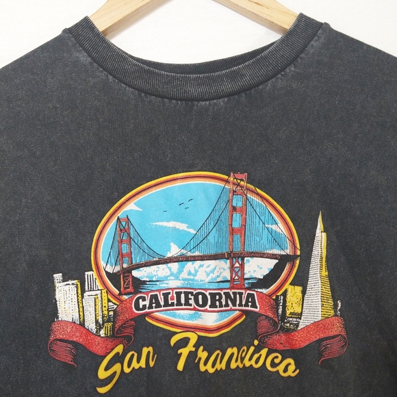 SOLD Brandy Melville Aleena San Francisco Top - Picture 5 of 8